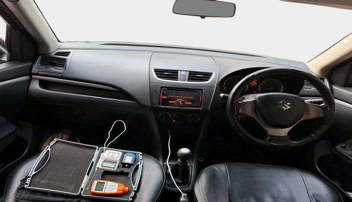 2014 Maruti Swift VXI, Petrol, Manual, 1,21,343 km, interior