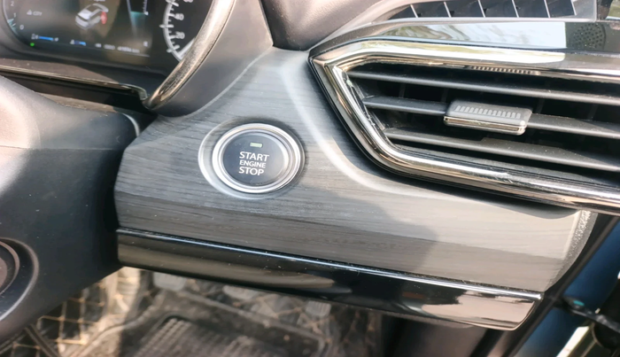 2021 Tata Safari XZ PLUS ADVENTURE 7STR, Diesel, Manual, 41,974 km, interior