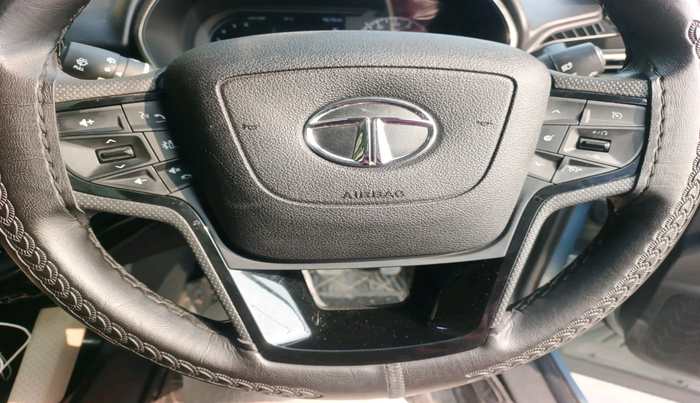 2021 Tata Safari XZ PLUS ADVENTURE 7STR, Diesel, Manual, 41,974 km, interior