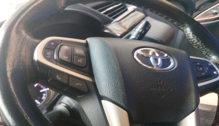 2017 Toyota Innova Crysta 2.8 ZX AT 7 STR, Diesel, Automatic, 1,60,392 km, interior