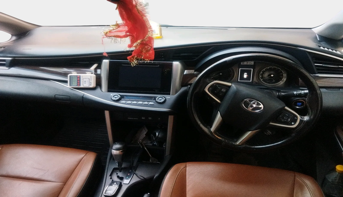 2017 Toyota Innova Crysta 2.8 ZX AT 7 STR, Diesel, Automatic, 1,60,392 km, interior