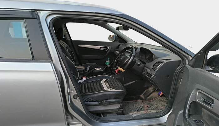 2018 Maruti Vitara Brezza ZDI PLUS, Diesel, Manual, 1,92,758 km, interior