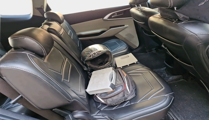 2024 KIA CARENS PRESTIGE PLUS 1.5 PETROL IMT 7 STR, Petrol, Manual, 31,520 km, interior