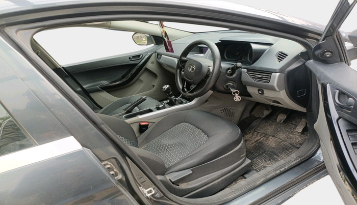 2019 Tata NEXON XM PETROL, Petrol, Manual, 71,055 km, interior