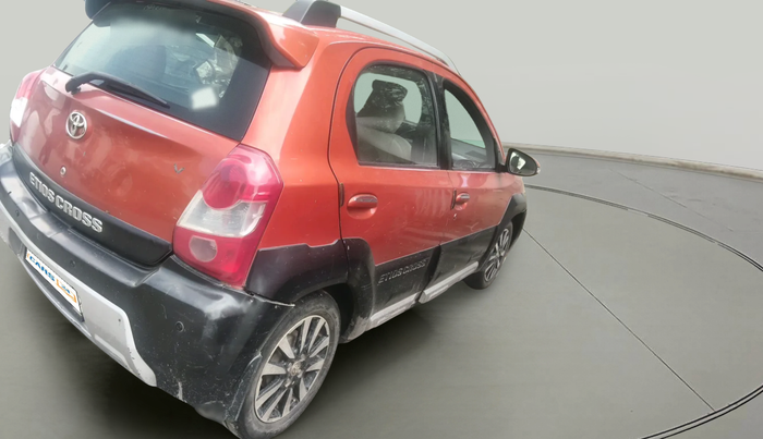 2014 Toyota Etios CROSS 1.5 V, Petrol, Manual, 1,06,445 km, exterior