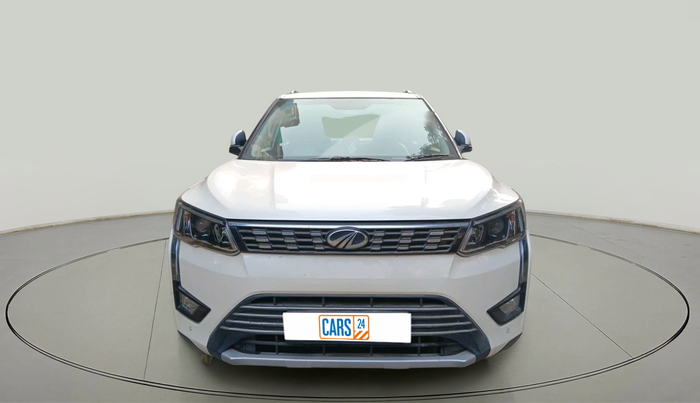 2021 Mahindra XUV300 W8 (O) 1.5 DIESEL, Diesel, Manual, 25,468 km, exterior