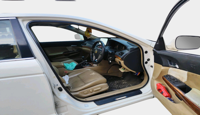 2011 Honda Accord 2.4L I-VTEC MT, Petrol, Manual, 1,14,064 km, interior