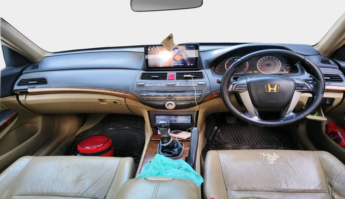 2011 Honda Accord 2.4L I-VTEC MT, Petrol, Manual, 1,14,064 km, interior