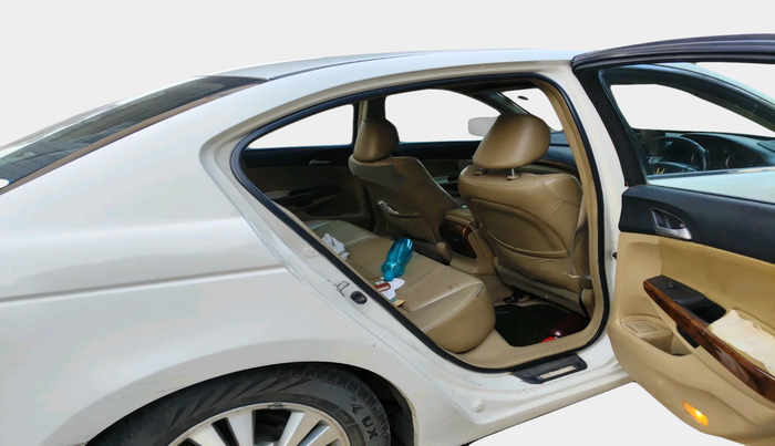 2011 Honda Accord 2.4L I-VTEC MT, Petrol, Manual, 1,14,064 km, interior