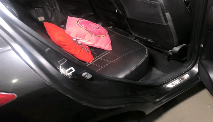 2015 Maruti Swift VXI, Petrol, Manual, 96,035 km, interior