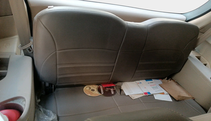 2013 Maruti Ertiga VXI CNG, Petrol, Manual, 1,11,831 km, interior