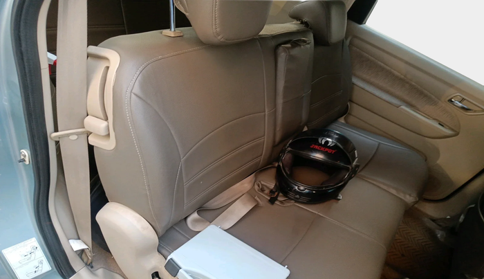2013 Maruti Ertiga VXI CNG, Petrol, Manual, 1,11,831 km, interior