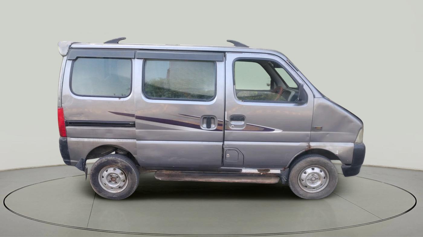 2017 Maruti Eeco 7 STR, Petrol, Manual, 92,390 km, exterior