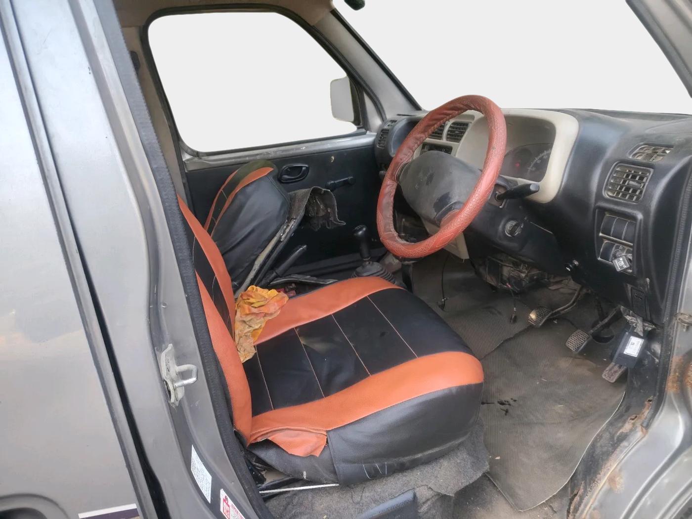 2017 Maruti Eeco 7 STR, Petrol, Manual, 92,390 km, interior