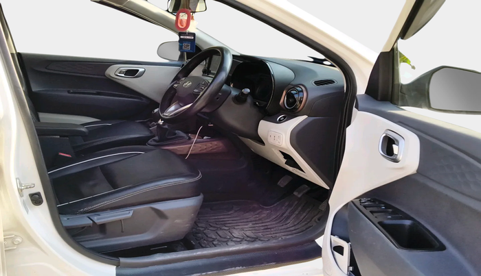 2023 Hyundai AURA SX 1.2 CNG, Petrol, Manual, 3,030 km, interior