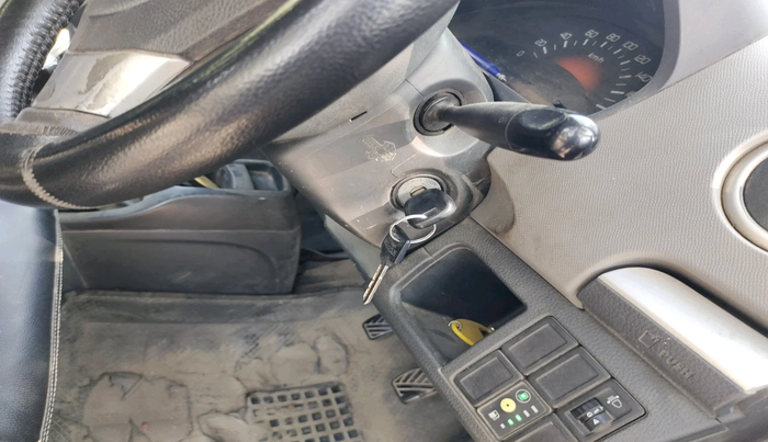 2011 Maruti Wagon R 1.0 LXI CNG, Petrol, Manual, 1,38,230 km, interior