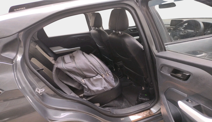 2024 Tata PUNCH ACCOMPLISHED MT CNG, Petrol, Manual, 9,101 km, interior