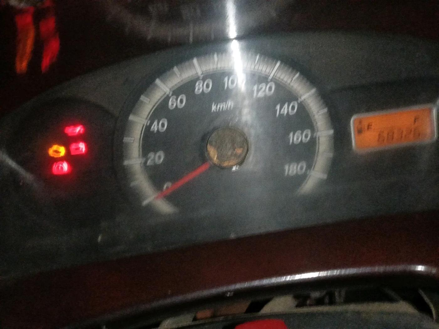 2015 Maruti Eeco 5 STR CNG WITH HTR, CNG, Manual, 68,326 km, interior