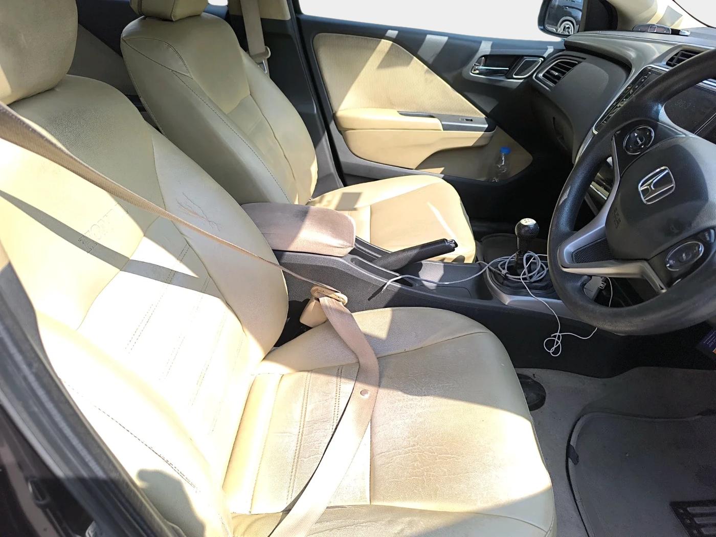 2018 Honda City 1.5L I-VTEC V MT, Petrol, Manual, 77,778 km, interior