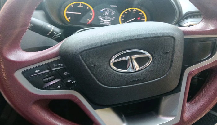 2023 Tata Harrier XMA SUNROOF 2.0L KRYOTEC, Diesel, Automatic, 29,335 km, interior