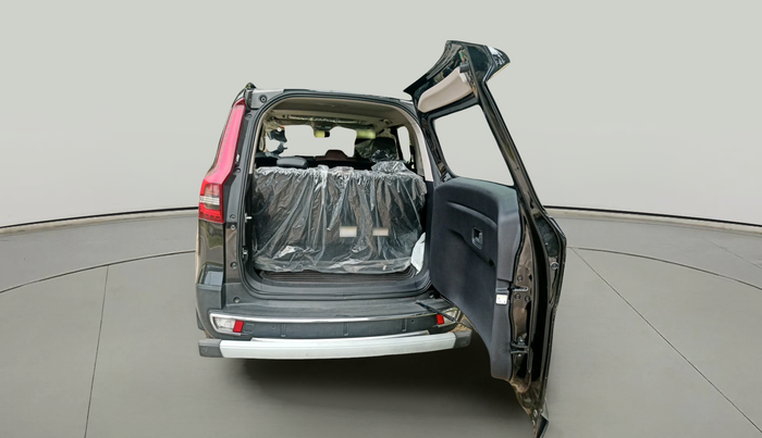 2024 Mahindra SCORPIO-N Z8 PETROL AT 7 STR, Petrol, Automatic, 13,734 km, exterior