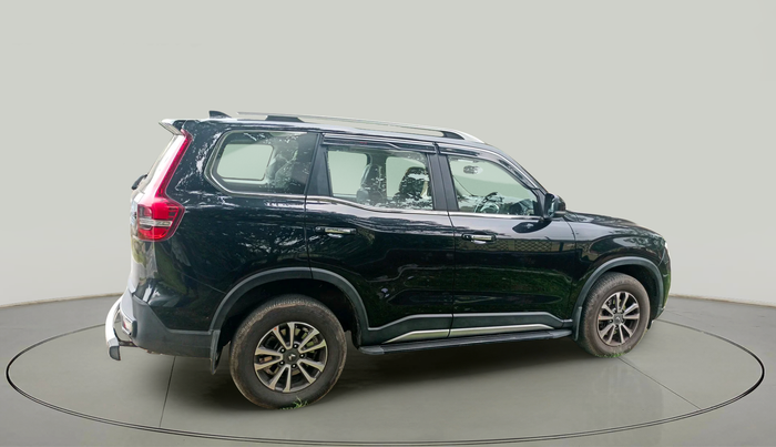 2024 Mahindra SCORPIO-N Z8 PETROL AT 7 STR, Petrol, Automatic, 13,734 km, exterior