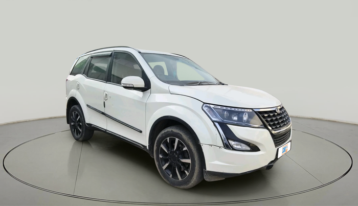 2021 Mahindra XUV500 W11, Diesel, Manual, 83,699 km, exterior