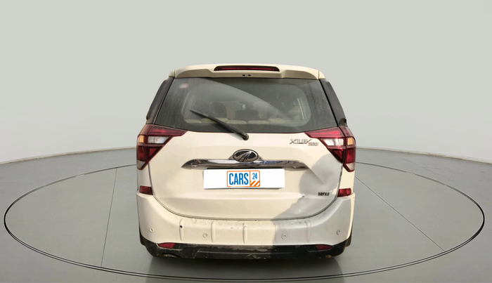 2021 Mahindra XUV500 W11, Diesel, Manual, 83,699 km, exterior