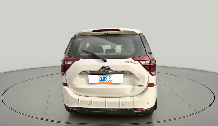 2021 Mahindra XUV500 W11, Diesel, Manual, 83,699 km, exterior