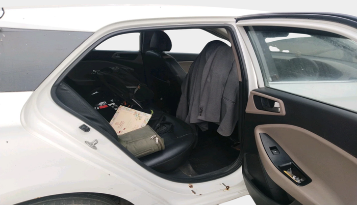 2016 Hyundai Elite i20 SPORTZ 1.4 CRDI, Diesel, Manual, 2,01,007 km, interior