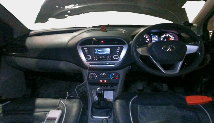 2017 Tata Tiago XT PETROL, Petrol, Manual, 57,105 km, interior