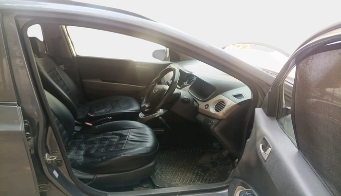 2014 Hyundai Grand i10 SPORTZ 1.2 KAPPA VTVT, Petrol, Manual, 1,05,622 km, interior