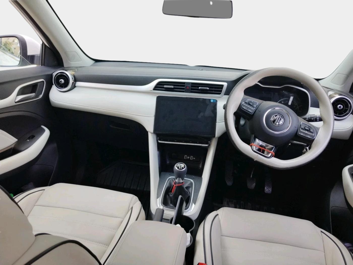 2025 MG ASTOR Sprint 1.5 MT (Ivory), Petrol, Manual, 21,052 km, interior
