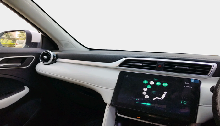 2025 MG ASTOR Sprint 1.5 MT (Ivory), Petrol, Manual, 14,944 km, interior