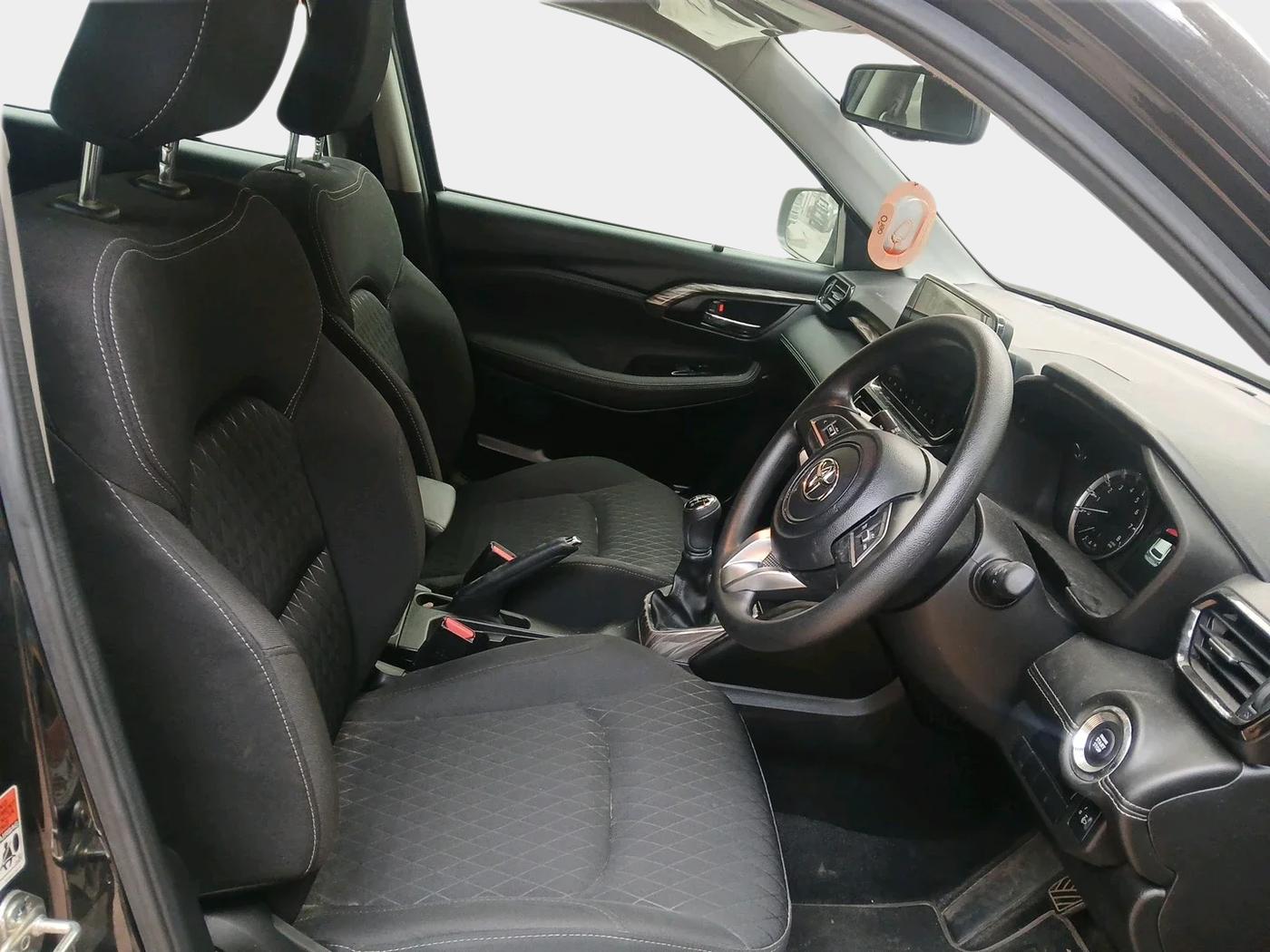 2023 Toyota URBAN CRUISER HYRYDER G NEO DRIVE, Petrol, Manual, 9,209 km, interior