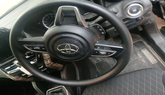 2023 Toyota URBAN CRUISER HYRYDER G NEO DRIVE, Petrol, Manual, 9,209 km, interior