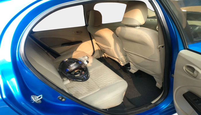 2016 Toyota Etios Liva VX, Petrol, Manual, 73,049 km, interior