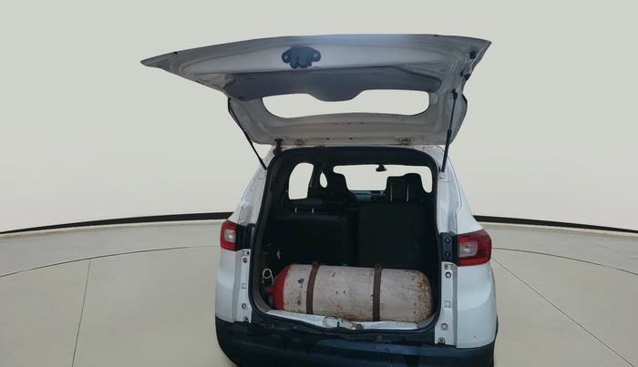 2020 Renault TRIBER RXL MT, Petrol, Manual, 64,588 km, exterior