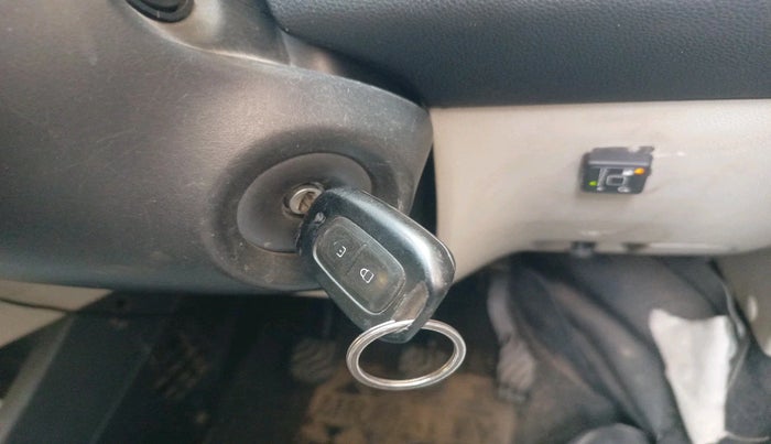 2020 Renault TRIBER RXL MT, Petrol, Manual, 64,588 km, interior