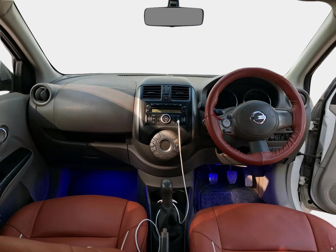 2011 Nissan Sunny XE, Petrol, Manual, 1,12,067 km, interior