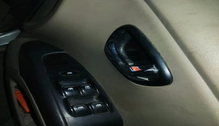 2011 Hyundai i10 MAGNA 1.1, Petrol, Manual, 95,331 km, interior