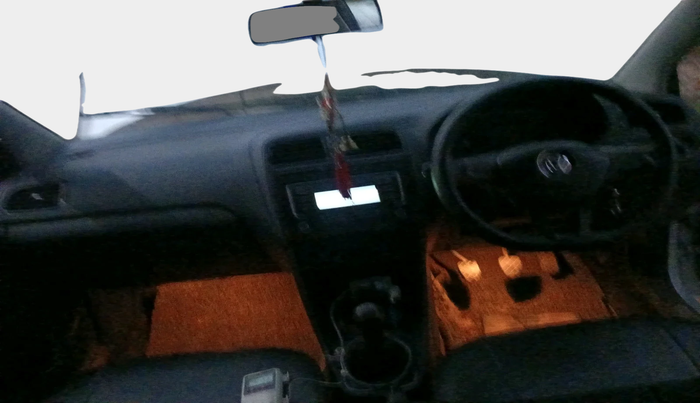 2015 Volkswagen Polo COMFORTLINE 1.2L, Petrol, Manual, 64,612 km, interior