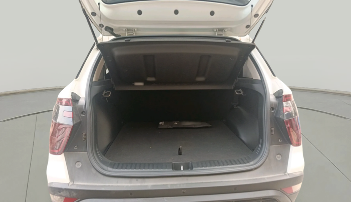 2022 Hyundai Creta E 1.5 PETROL, Petrol, Manual, 39,481 km, exterior