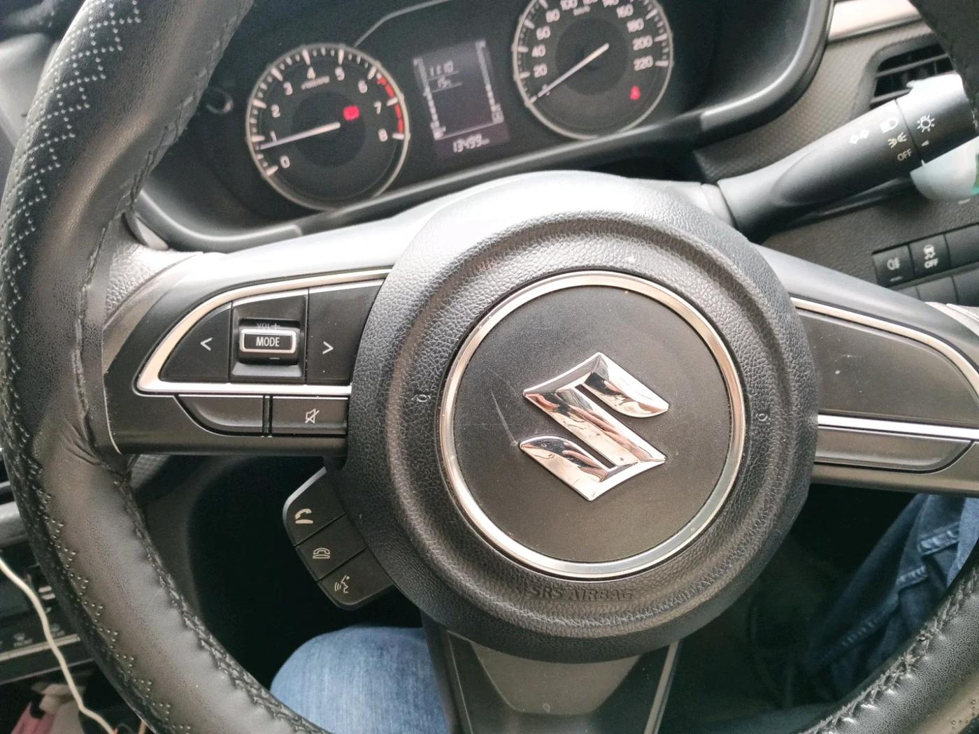 2023 Maruti BREZZA VXI, Petrol, Manual, 13,499 km, interior