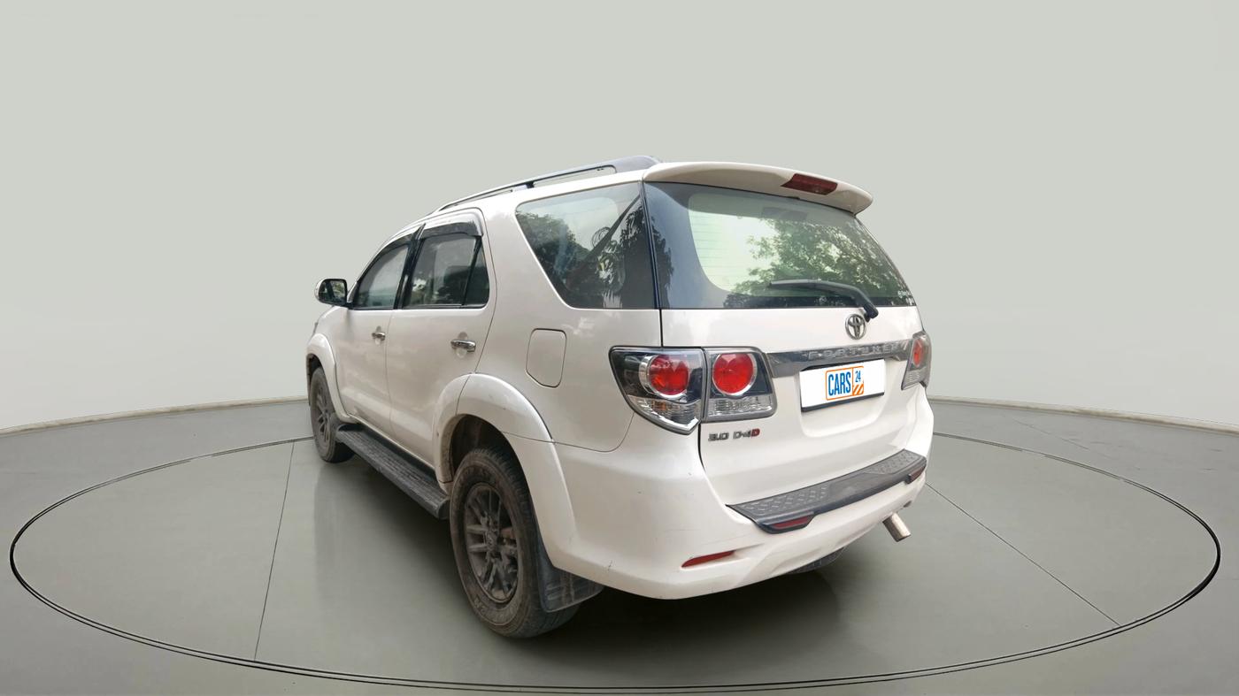 2016 Toyota Fortuner 3.0 4X2 MT, Diesel, Manual, 74,393 km, exterior