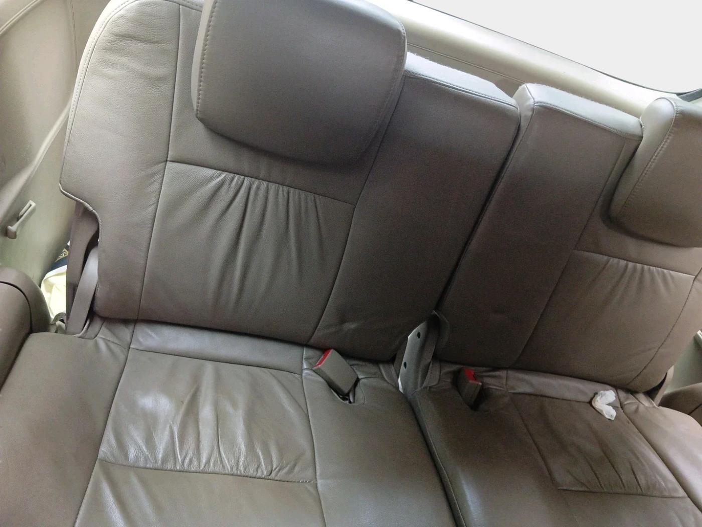 2016 Toyota Fortuner 3.0 4X2 MT, Diesel, Manual, 74,393 km, interior