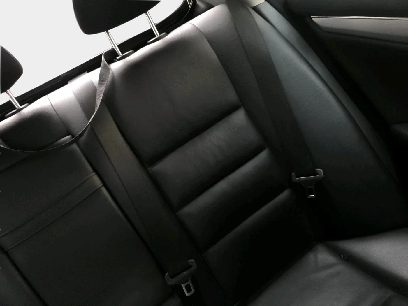 2011 Mercedes Benz C Class 200 CGI AVANTGARDE, Petrol, Automatic, 68,784 km, interior