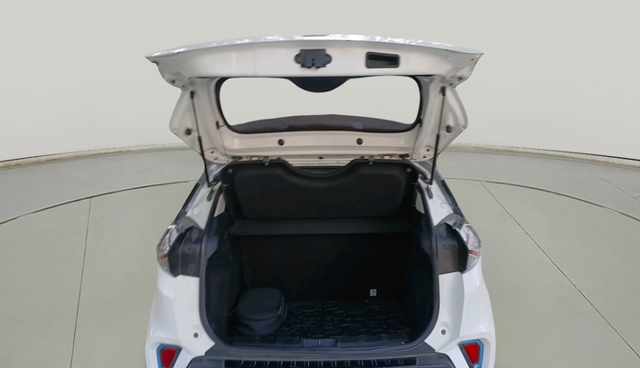 2022 Tata NEXON EV XZ PLUS, Electric, Automatic, 98,328 km, exterior