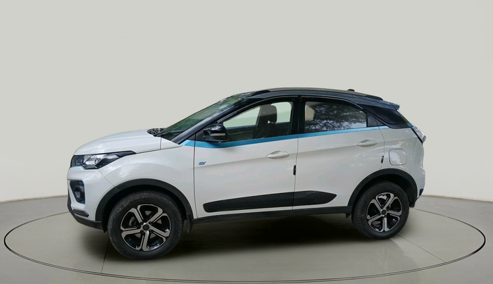 2022 Tata NEXON EV XZ PLUS, Electric, Automatic, 98,328 km, exterior