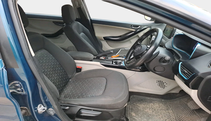 2023 Tata NEXON EV XZ PLUS, Electric, Automatic, 31,494 km, interior